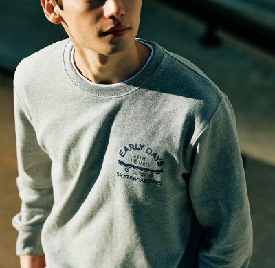 8.4オンス クルーネックライトトレーナー